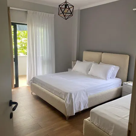 New-renovated For Couples, Families Or Groups Daire